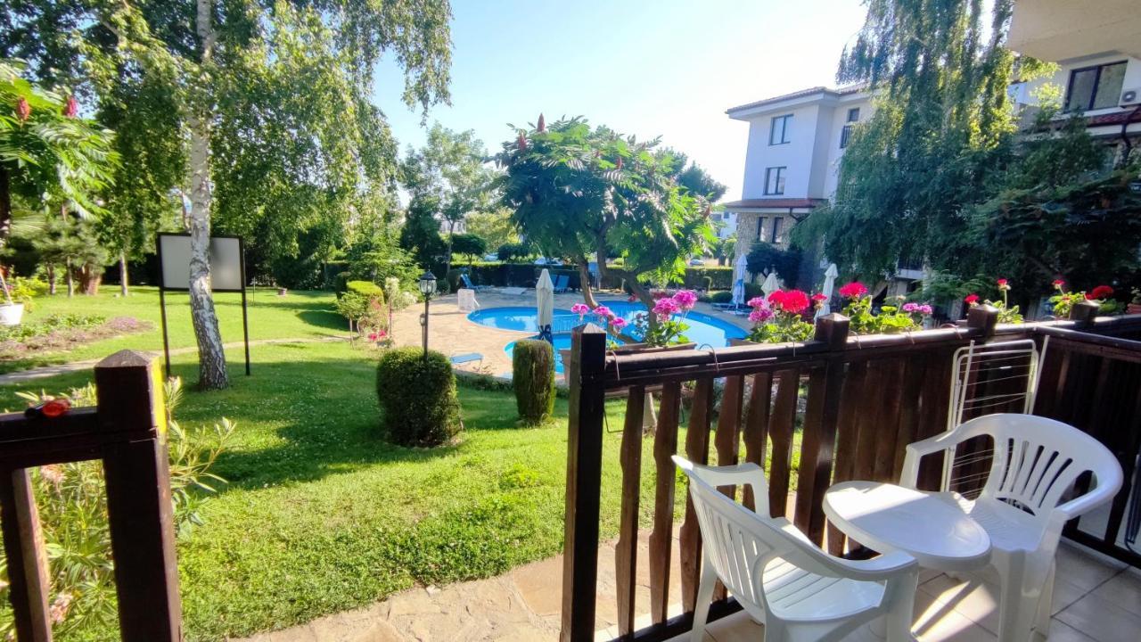 Marina Delfin Apartments - Top Location & Pet Friendly Sveti Vlas Εξωτερικό φωτογραφία