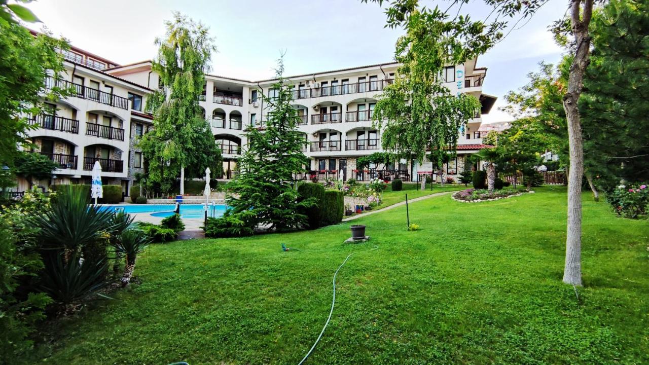 Marina Delfin Apartments - Top Location & Pet Friendly Sveti Vlas Εξωτερικό φωτογραφία
