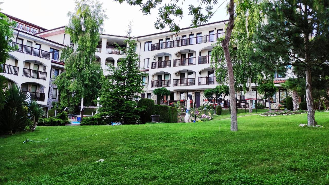 Marina Delfin Apartments - Top Location & Pet Friendly Sveti Vlas Εξωτερικό φωτογραφία