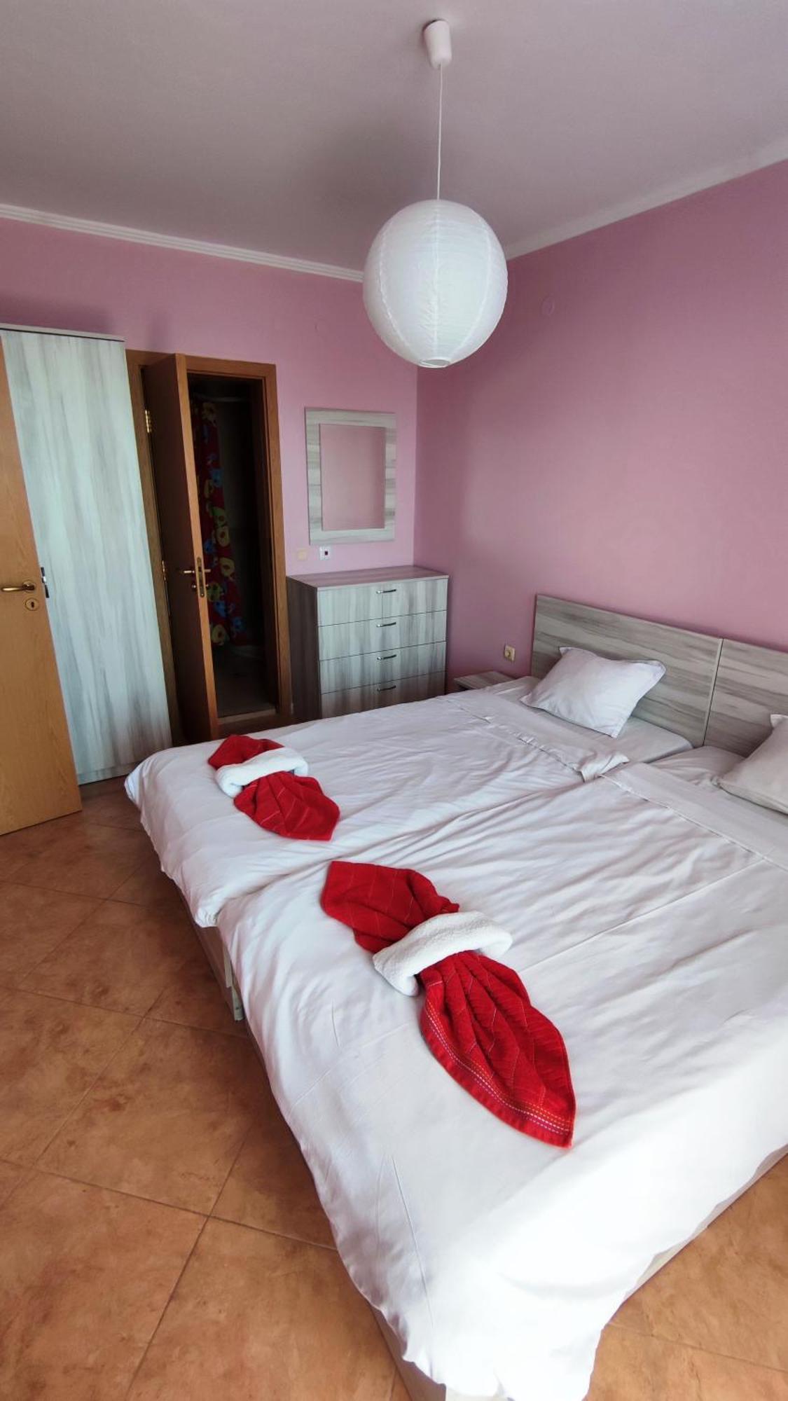 Marina Delfin Apartments - Top Location & Pet Friendly Sveti Vlas Εξωτερικό φωτογραφία