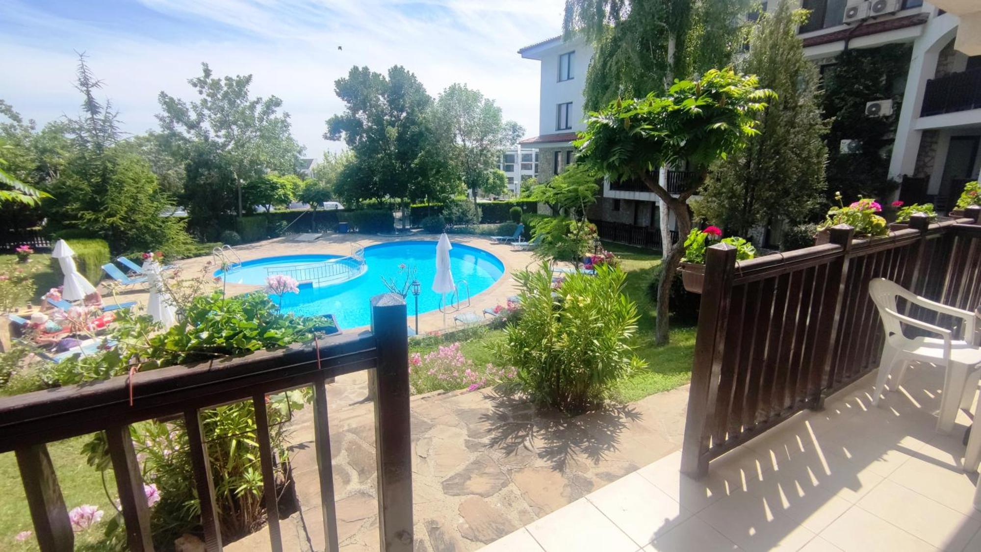 Marina Delfin Apartments - Top Location & Pet Friendly Sveti Vlas Εξωτερικό φωτογραφία