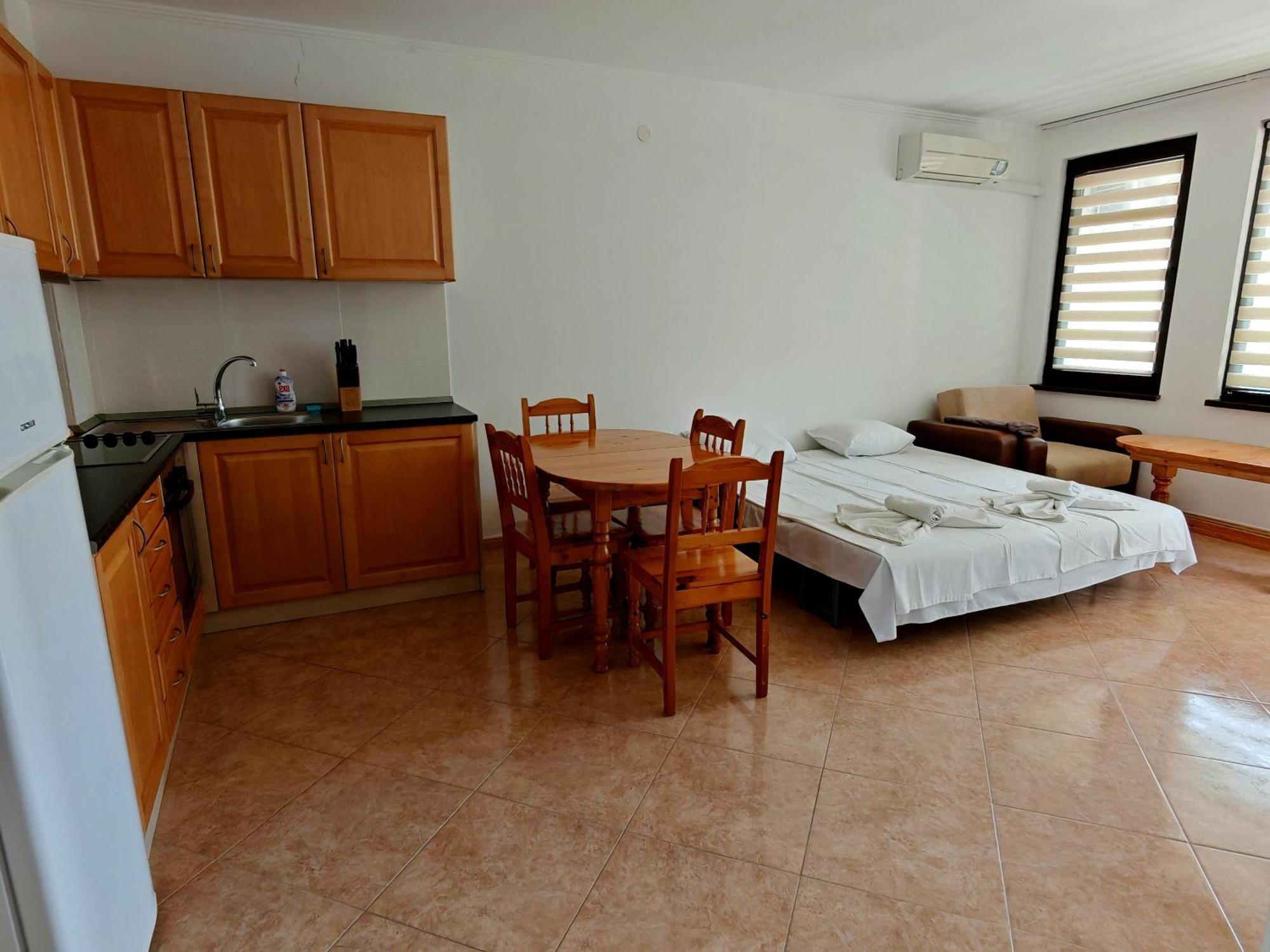 Marina Delfin Apartments - Top Location & Pet Friendly Sveti Vlas Εξωτερικό φωτογραφία