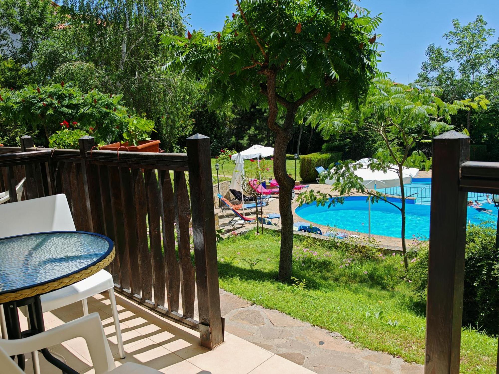 Marina Delfin Apartments - Top Location & Pet Friendly Sveti Vlas Εξωτερικό φωτογραφία